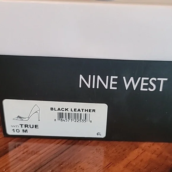 Nine West Elegant Black Knotted Heels - Picture 3 of 5